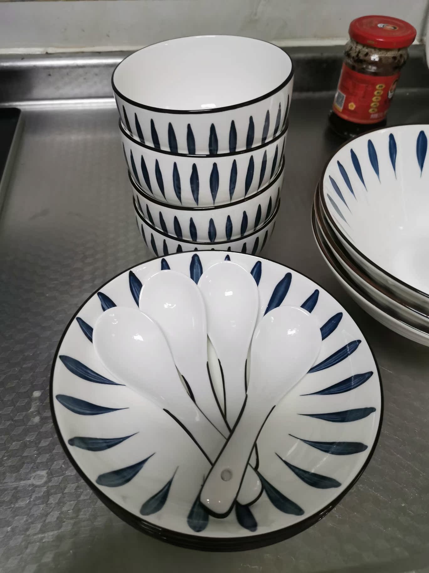 16件套陶瓷餐具碗碟盘子